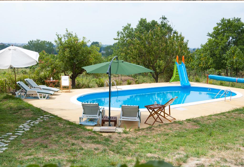 Arignano B&B "La Riviera" מראה חיצוני תמונה