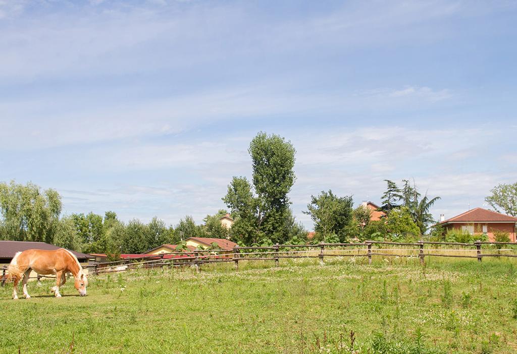 Arignano B&B "La Riviera" מראה חיצוני תמונה