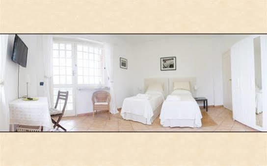 Arignano B&B "La Riviera" מראה חיצוני תמונה